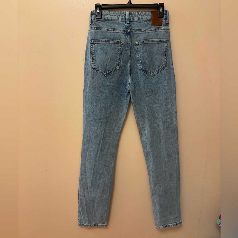 Zara High-Rise Light Blue Denim Jeans